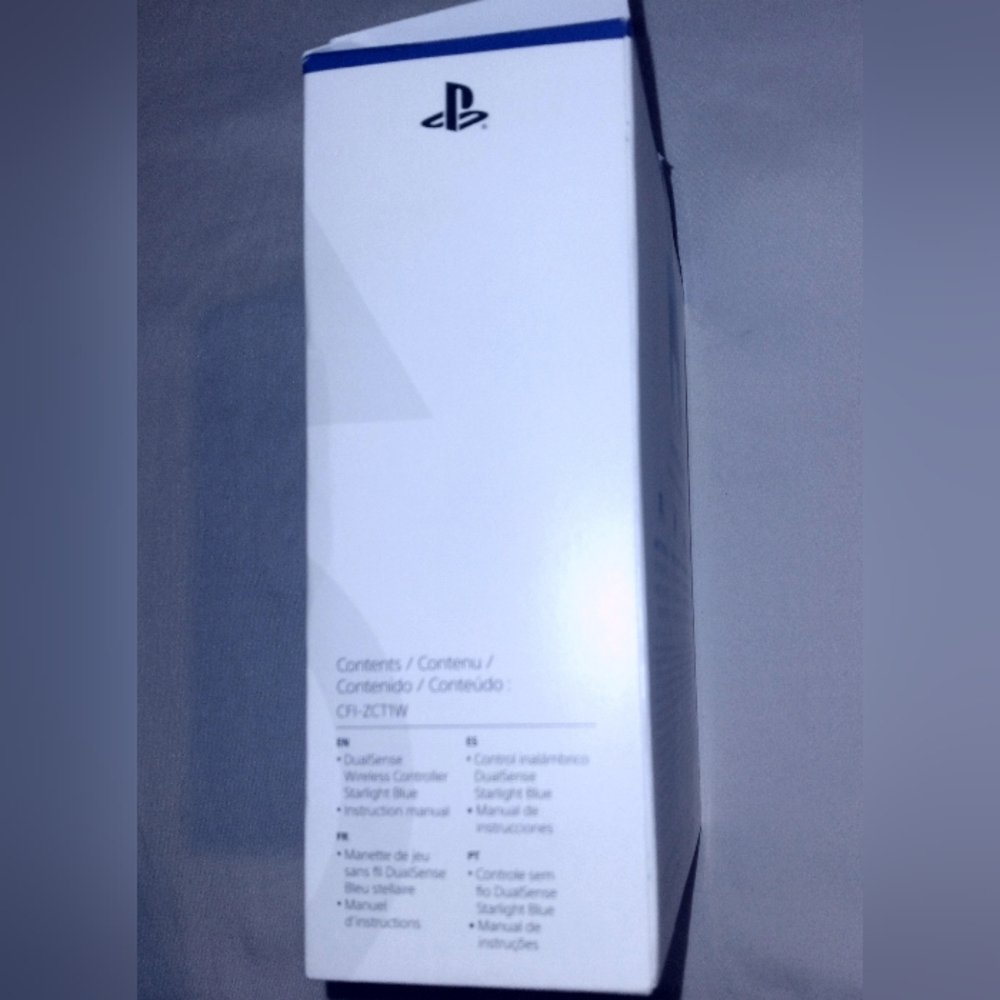 PS5 Dual Sense Wireless Controller Bundle - Picture 4 of 7